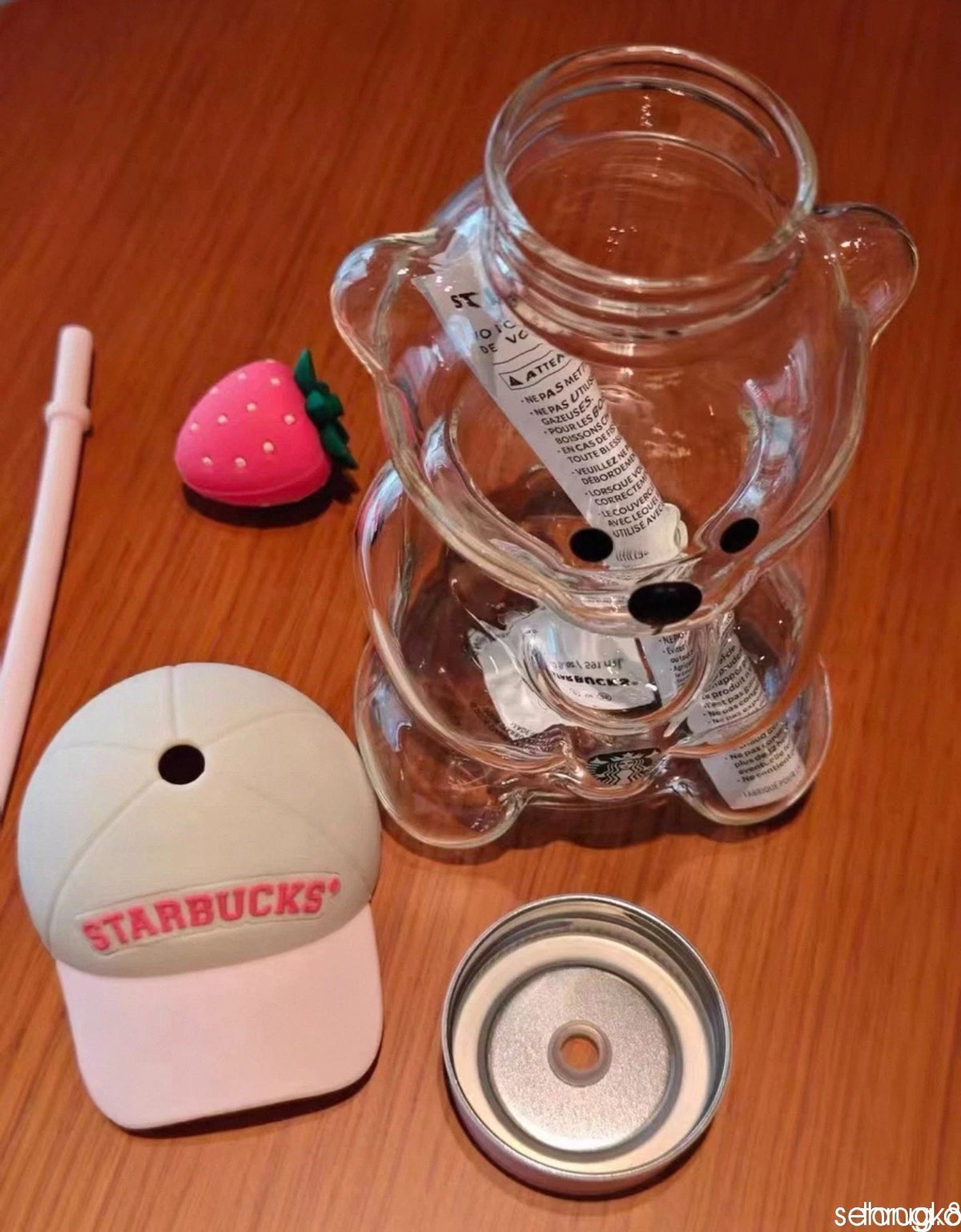 2026 Starbucks Bearista Bear Cup Tumblers Strawberry Topper Baseball Cap 600ML